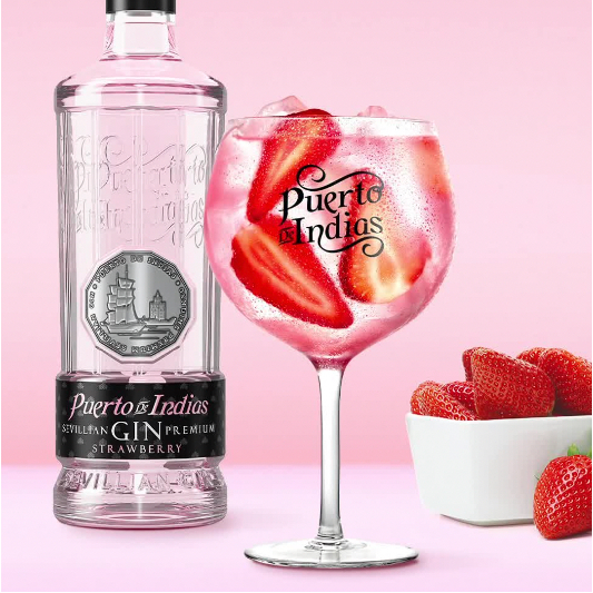 A Lucky Accident: How Spanish Puerto De Indias Made The First Strawberry Gin